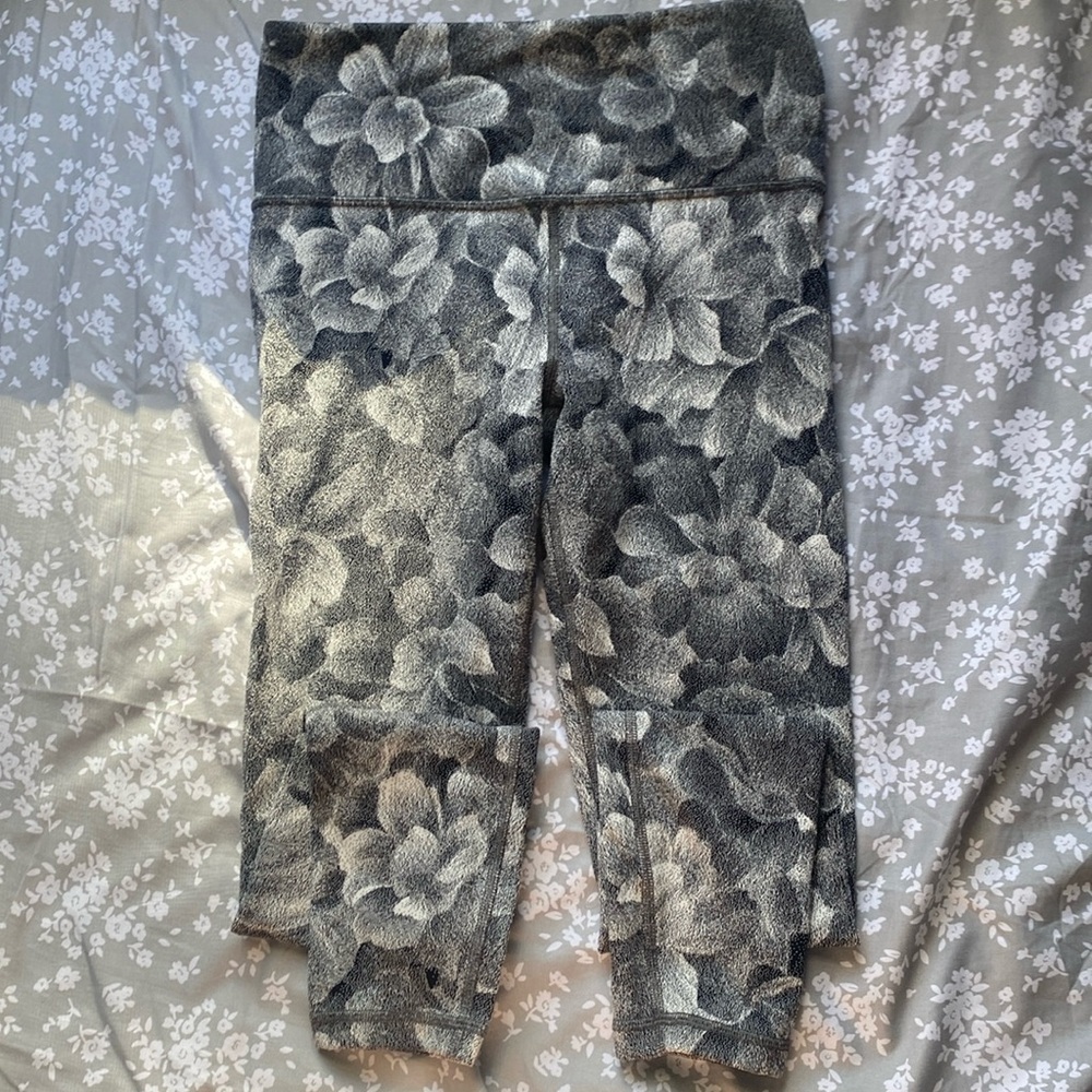 Athleta Flower Print Leggings